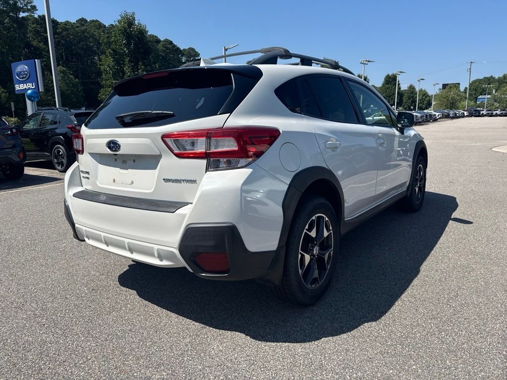 Used 2018 White Subaru 2.0i Premium image 5