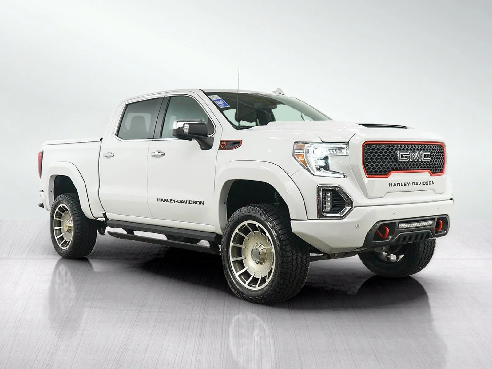 Used 2021 Summit White GMC 4WD Crew Cab Harley Davidson Edition image 9
