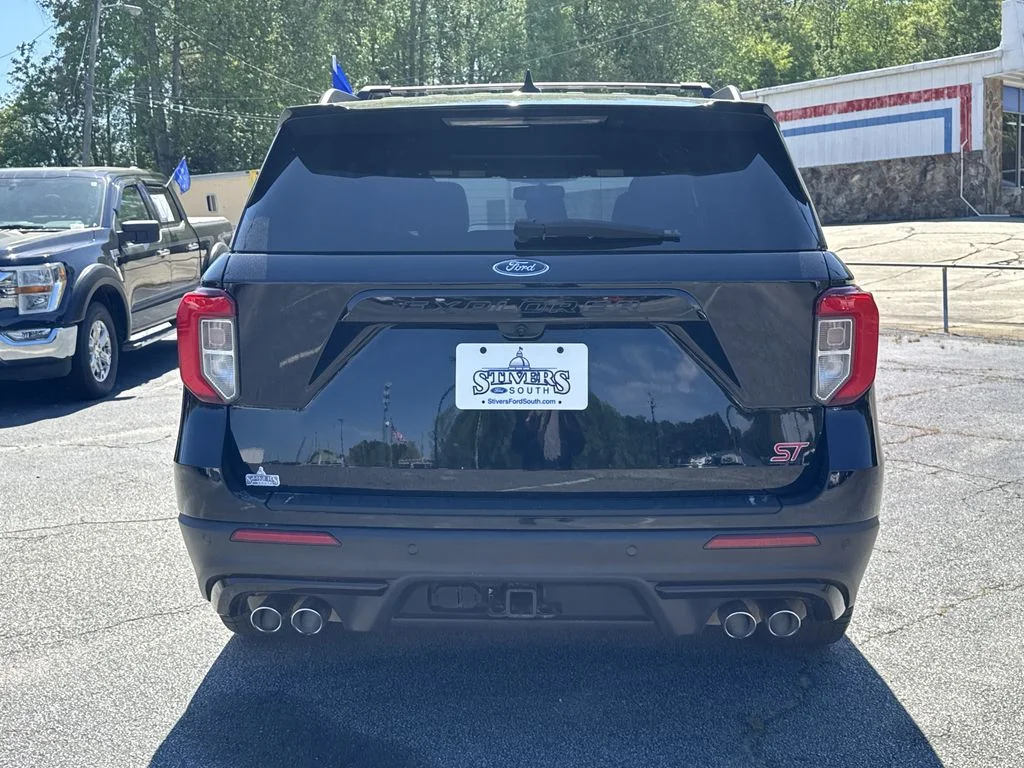 2023 Ford Explorer ST - Photo 6