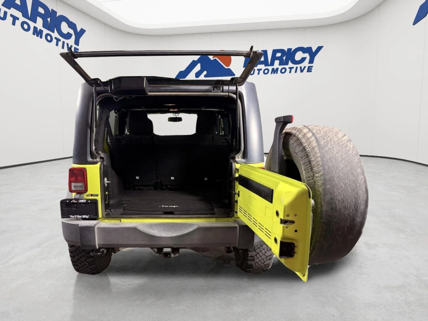 Used 2016 Hypergreen Clearcoat Jeep Sport image 5