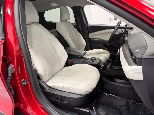 Used 2023 Red Ford Premium image 29