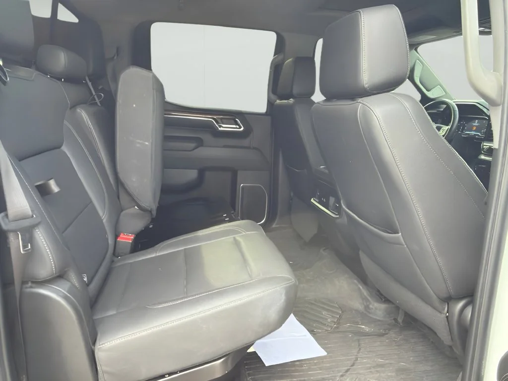 Used 2023 SUMMIT WHITE Chevrolet RST image 14