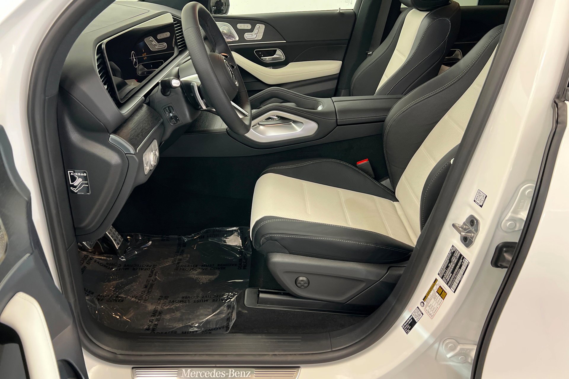 New 2026 Polar White Mercedes-Benz GLE 450 image 43