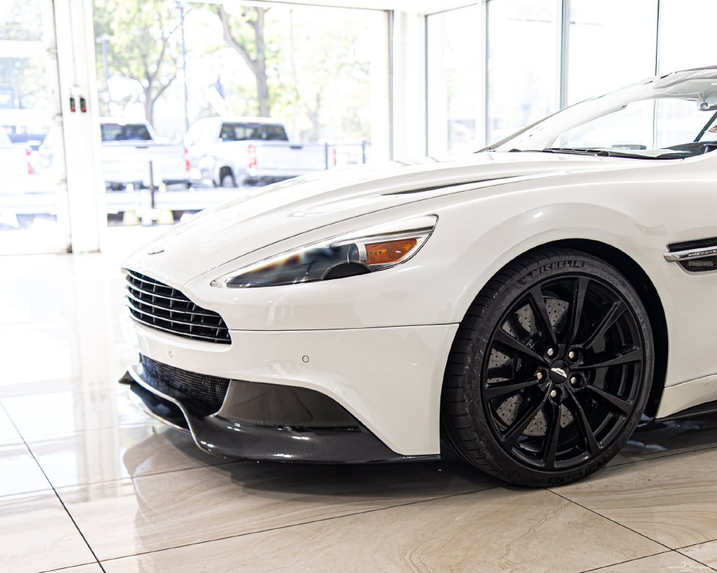 Used 2016 White Aston Martin Volante image 4