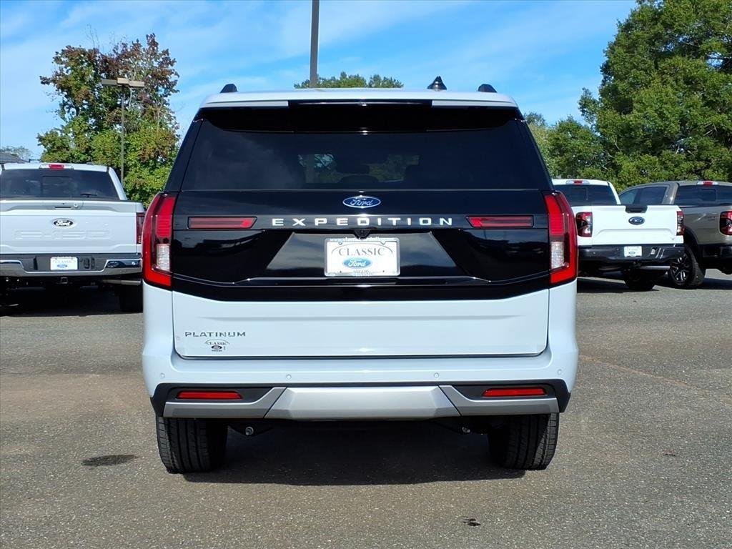 2025 Ford Expedition Platinum - Photo 18