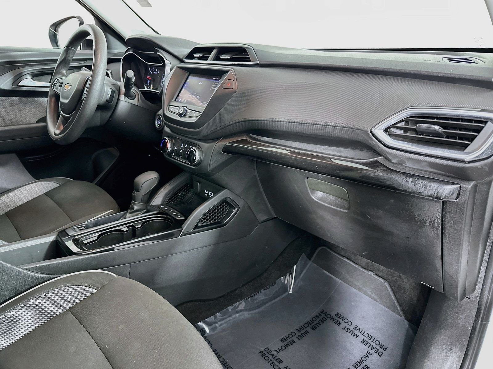 Used 2023 Summit White Chevrolet LT image 29
