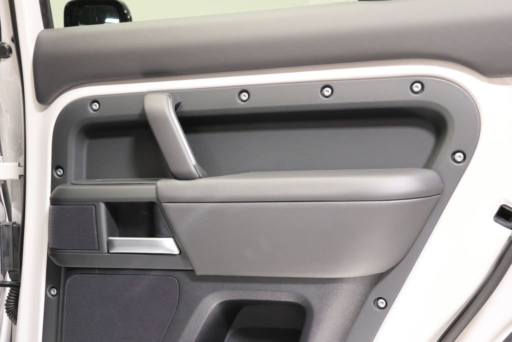 New 2026 Borasco Grey Land Rover S image 43