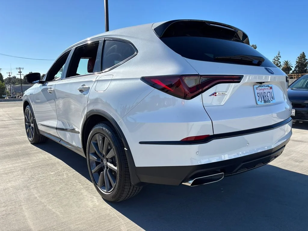 Used 2026 Platinum White Pearl Acura A-Spec image 7