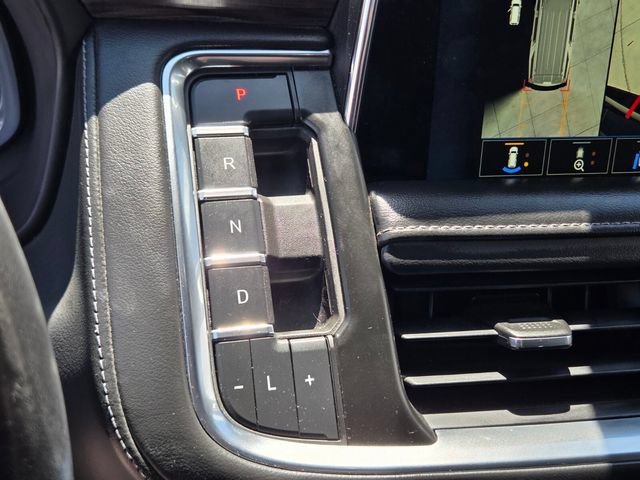 2022 Chevrolet Suburban Z71 - Photo 23