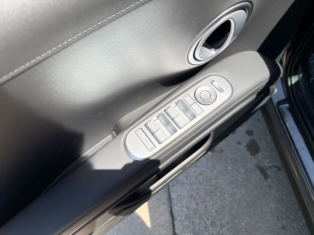New 2026 Gray Hyundai SEL Premium FWD image 15