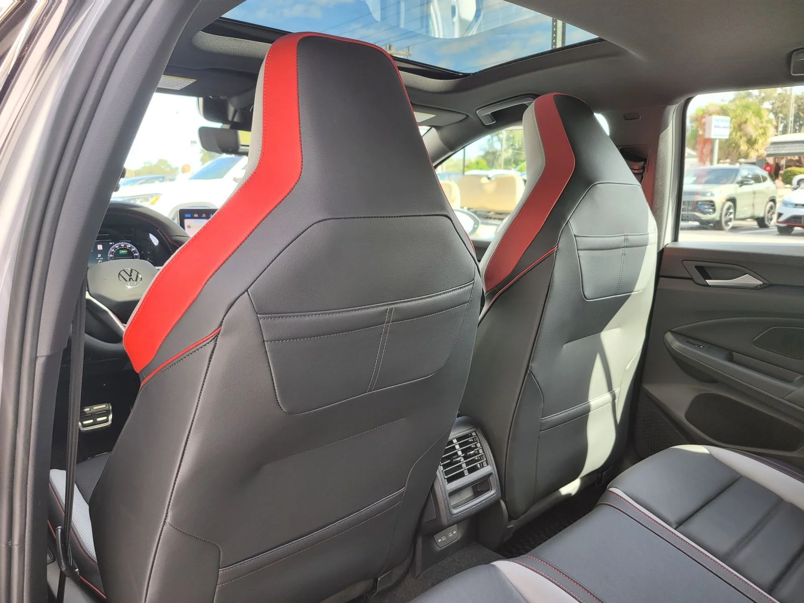 New 2026 Moonstone Gray Volkswagen 2.0T SE image 12