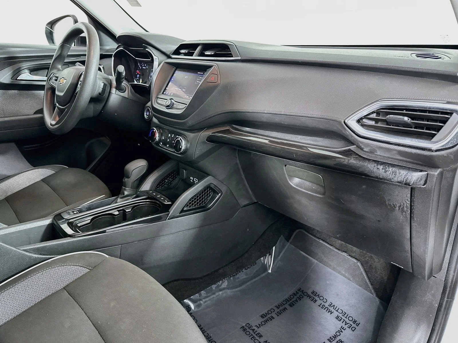 Used 2023 Summit White Chevrolet LT image 29