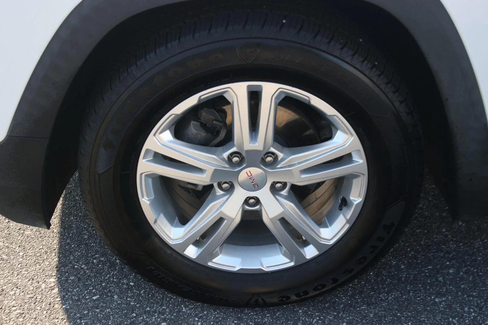 Used 2020 SUMMIT WHITE GMC SLE image 37