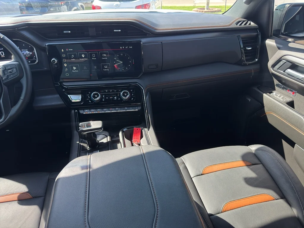 Used 2025 Summit White GMC AT4 image 23