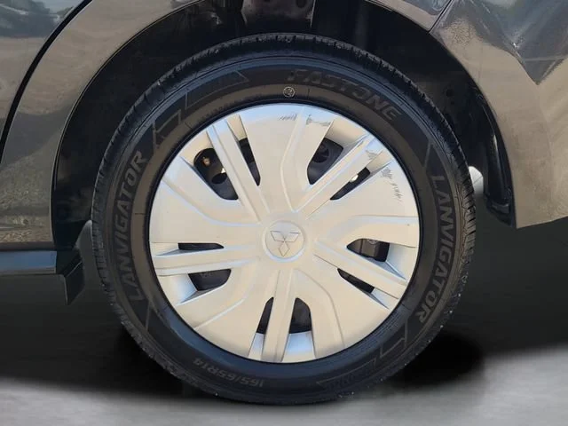 Used 2024 Gray Mitsubishi ES image 27