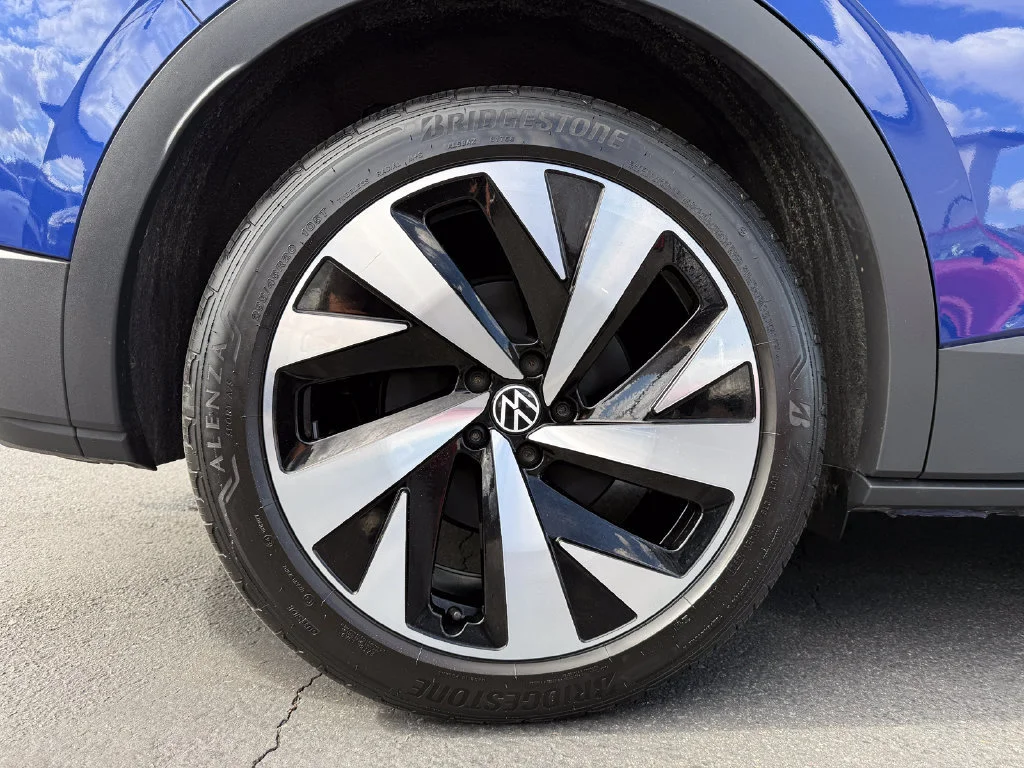 Used 2022  Volkswagen Pro S image 14