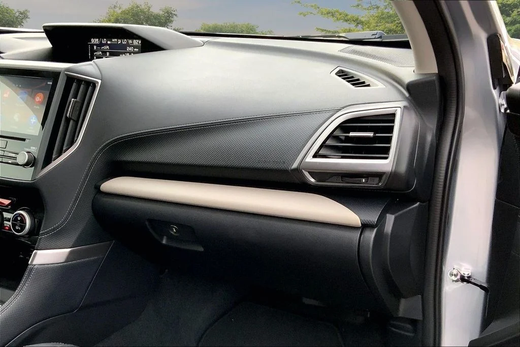 Used 2023 Silver Subaru Limited image 26