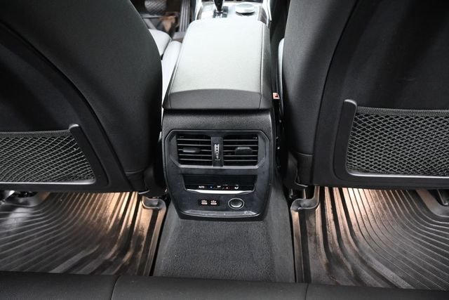 Used 2020 Black BMW 330i image 25