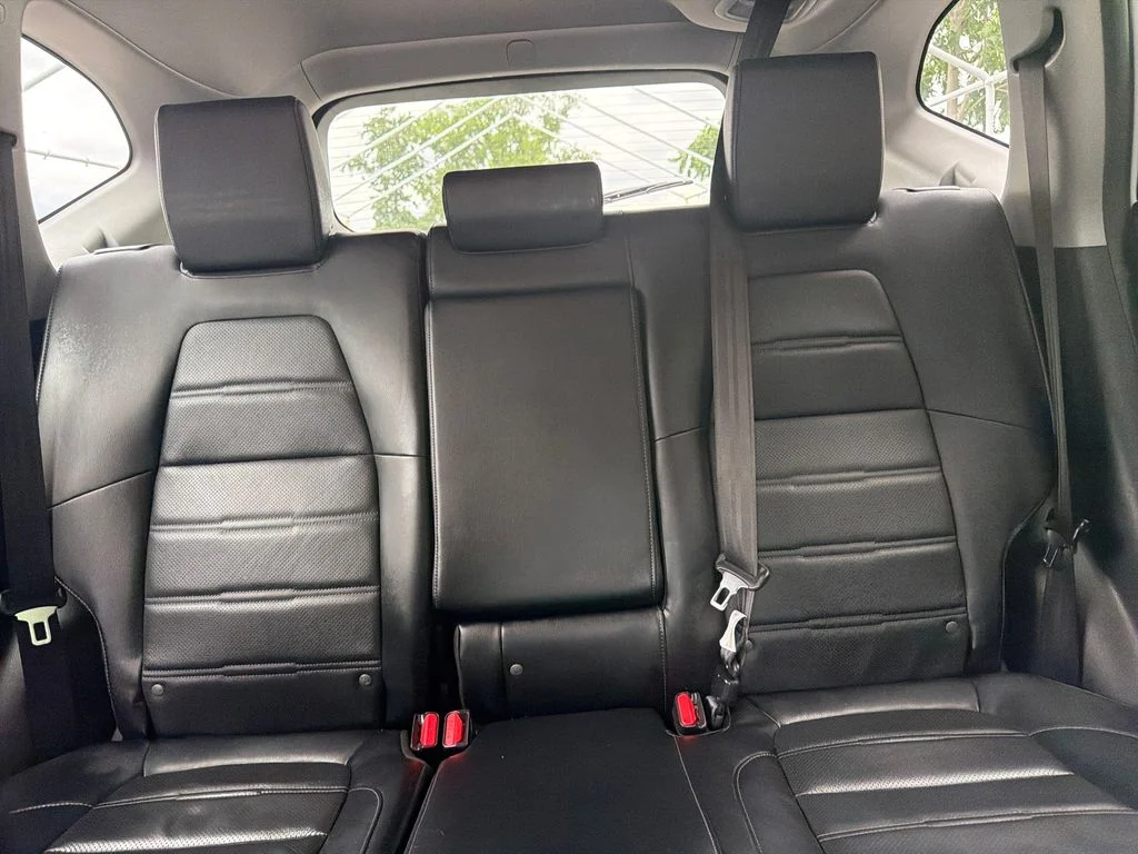 Used 2020 White Honda EX-L image 46