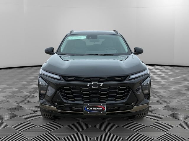 New 2026 Mosaic Black Metallic Chevrolet ACTIV image 8