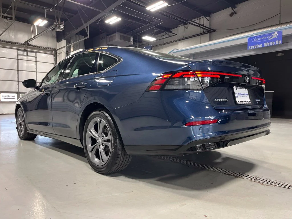 2025 Honda Accord Hybrid EX-L - Photo 42