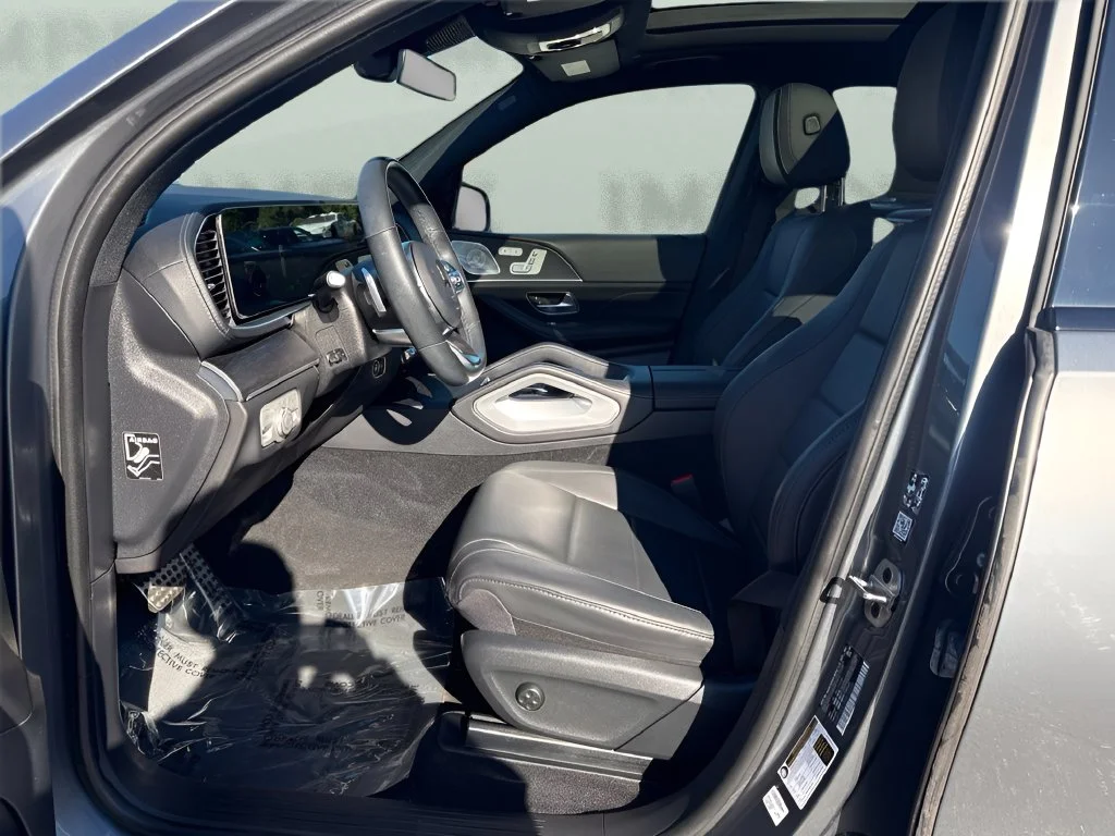 Used 2023 Silver Mercedes-Benz GLS 450 image 9