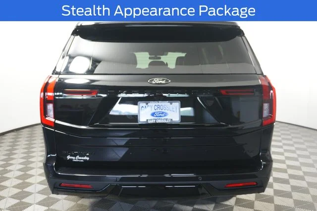 New 2026 Agate Black Metallic Ford MAX Platinum® image 4