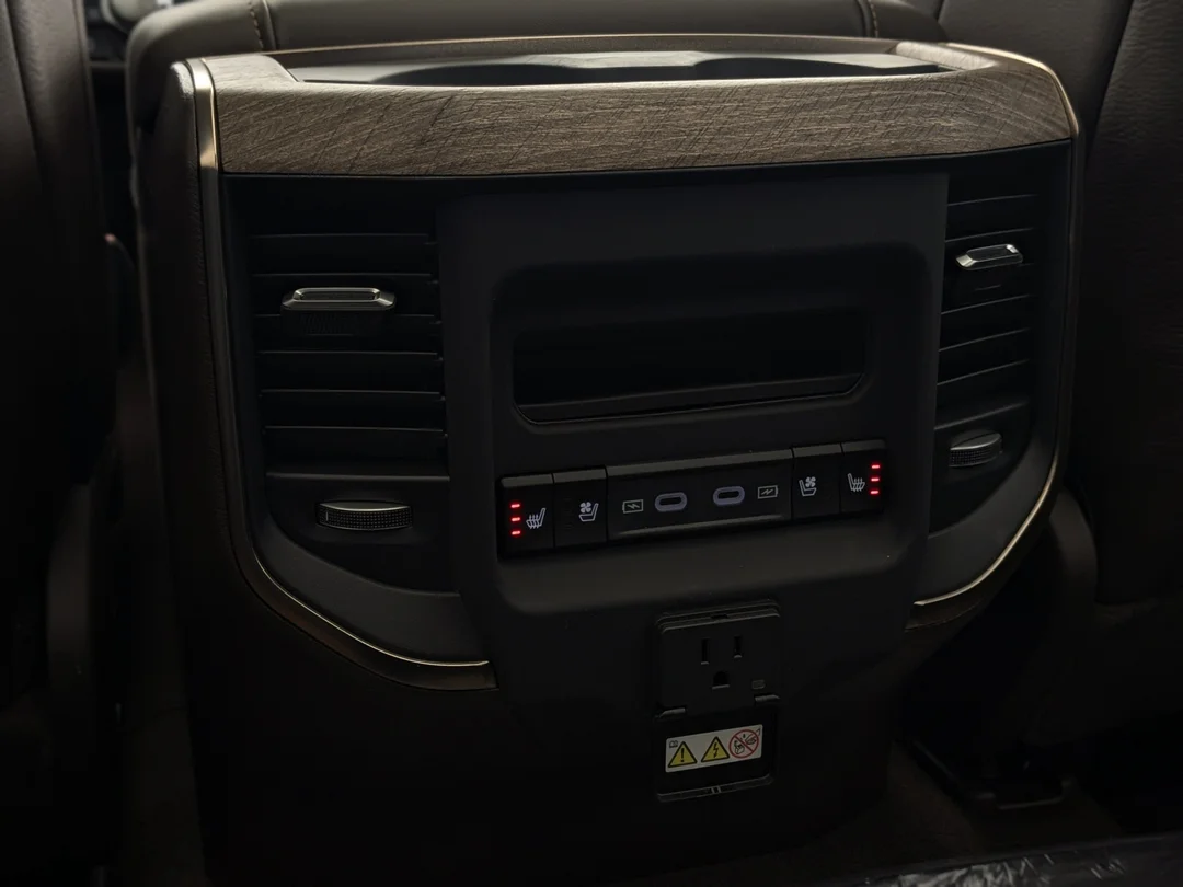 New 2026 Black RAM Limited Longhorn - - Ltd Lvl A Grp - 5.7L HEMI V8 eTorque - Pano Sunroof - RamBox Mgmt & More! image 31