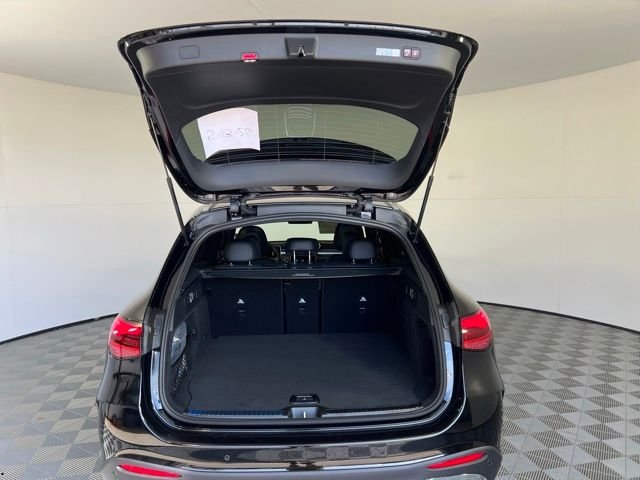 New 2026 Black Mercedes-Benz GLC 300 image 38