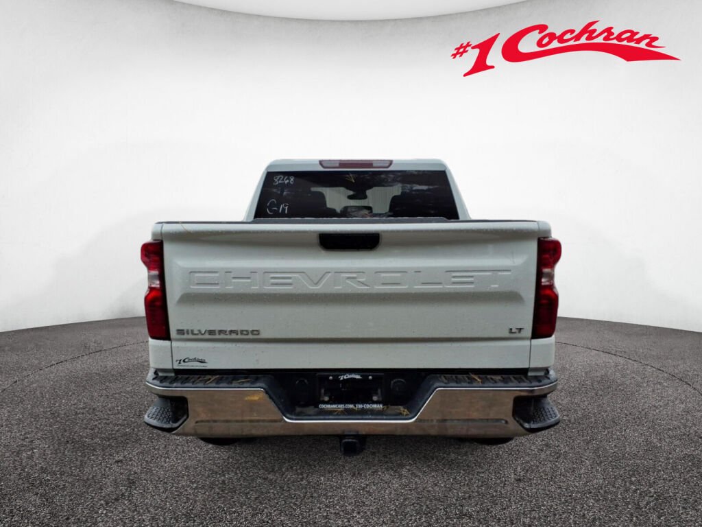New 2026 Summit White Chevrolet LT image 3