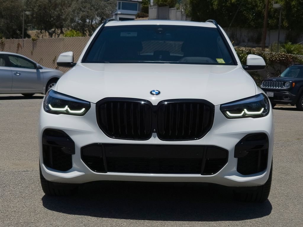 Used 2022 Alpine White BMW xDrive40i image 3