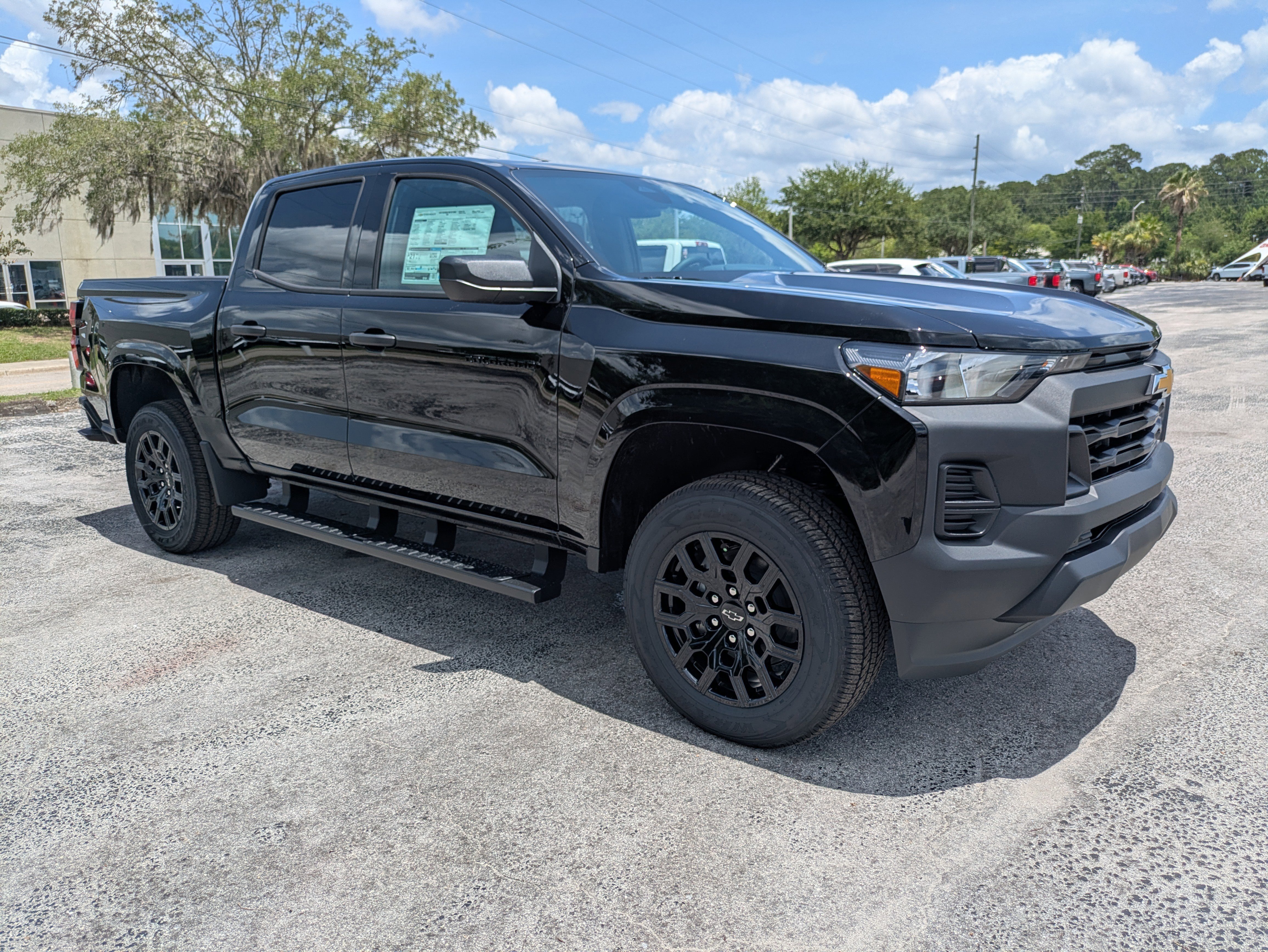 View vehicle photo 2