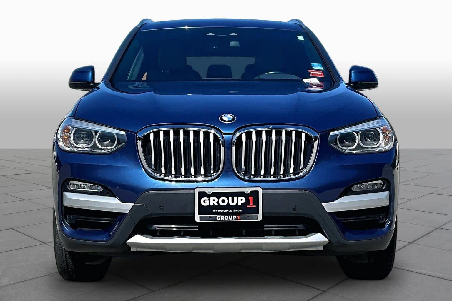 Used 2018 Phytonic Blue Metallic BMW xDrive30i image 4