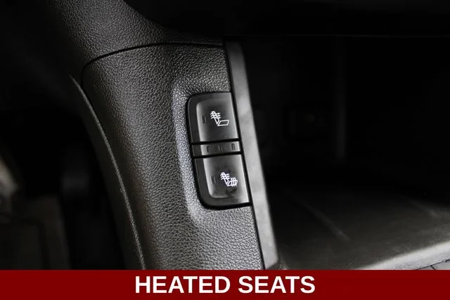 Used 2017 Red GMC SLE-2 image 4