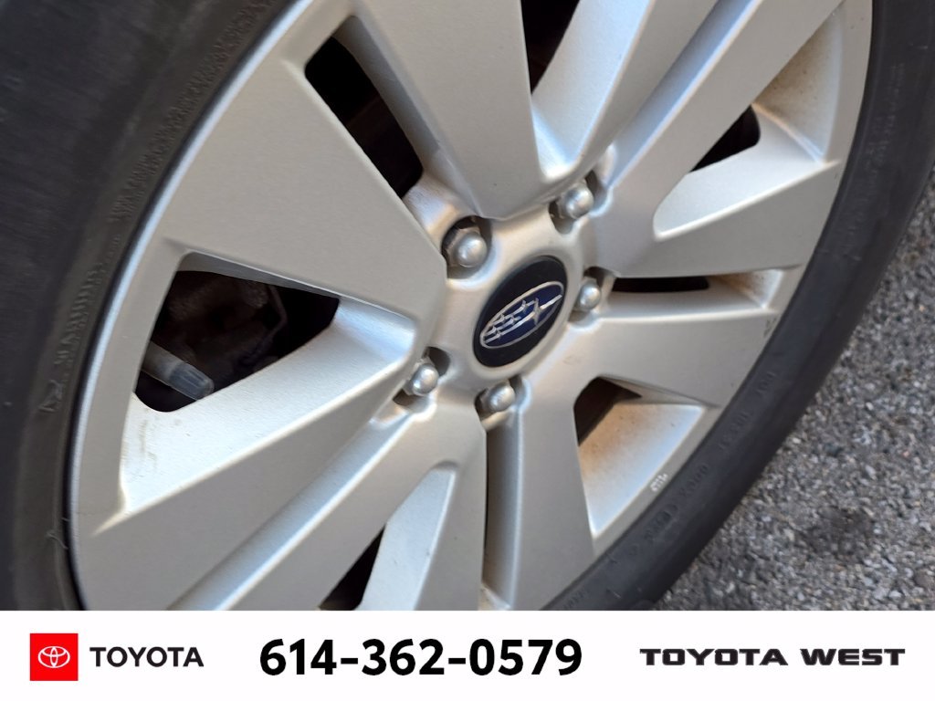 Used 2019  Subaru 2.5i Premium image 12