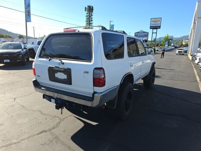 Used 1996 White Toyota SR5 image 3