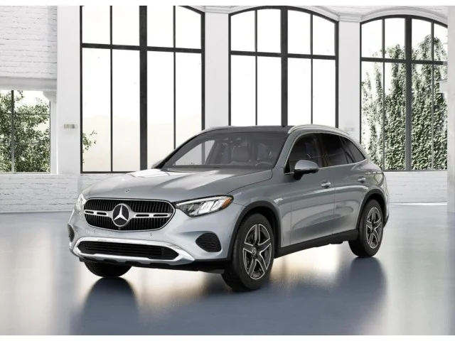 New 2026 SILVER Mercedes-Benz GLC 300 image 39