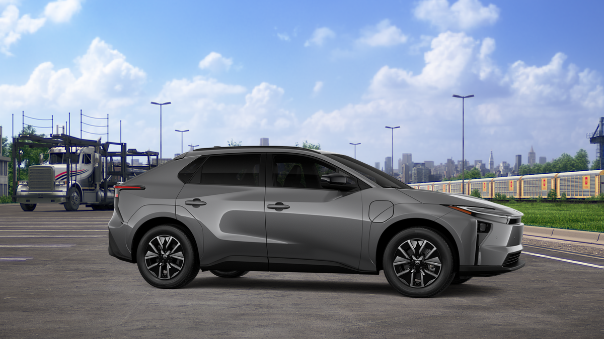 New 2026 Heavy Metal Toyota XLE image 35