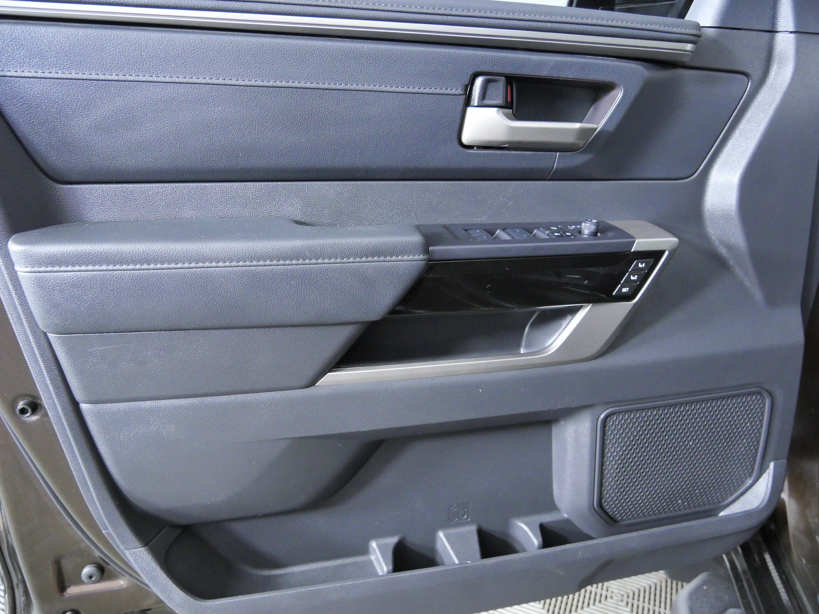 Used 2024 Smoked Mesquite Toyota Limited Hybrid image 21