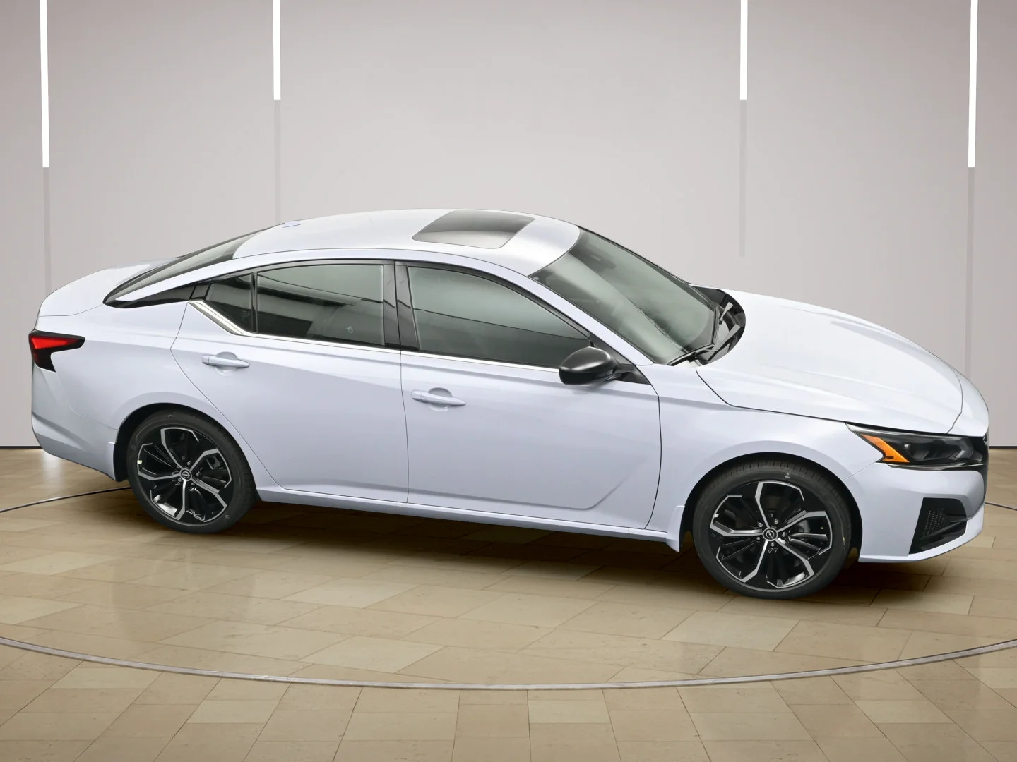 Certified Used 2025 Gray Sky Pearl Nissan SR image 33