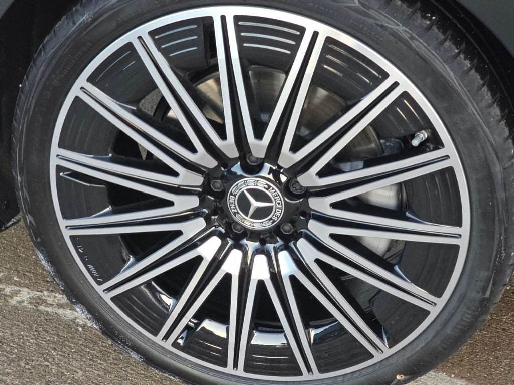 New 2026 MANUFAKTUR exclusive graphite grey magno Mercedes-Benz CLE 450 image 11
