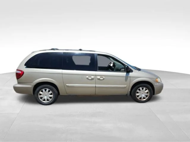 Used 2006 Chrysler Town & Country Touring with VIN 2A4GP54L16R805347 for sale in Broken Arrow, OK