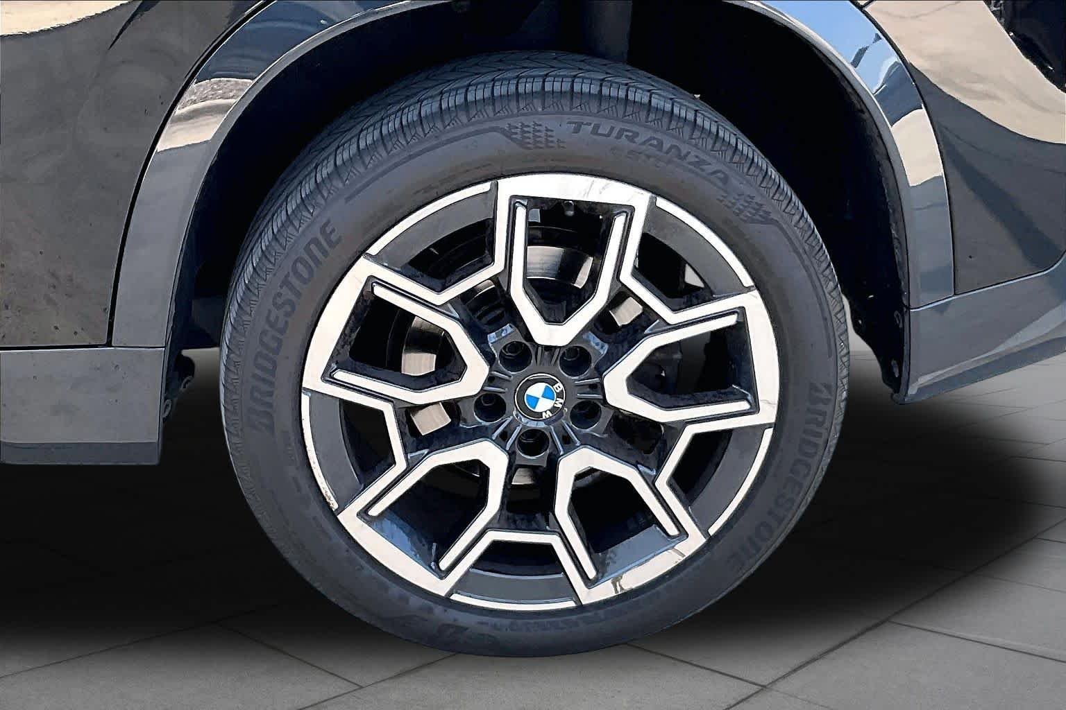 Used 2024 Jet Black BMW xDrive28i image 11