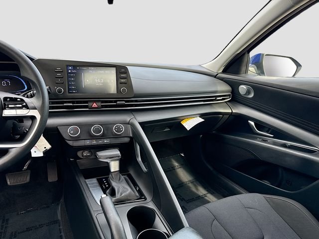 Used 2024 Blue Hyundai SE image 22