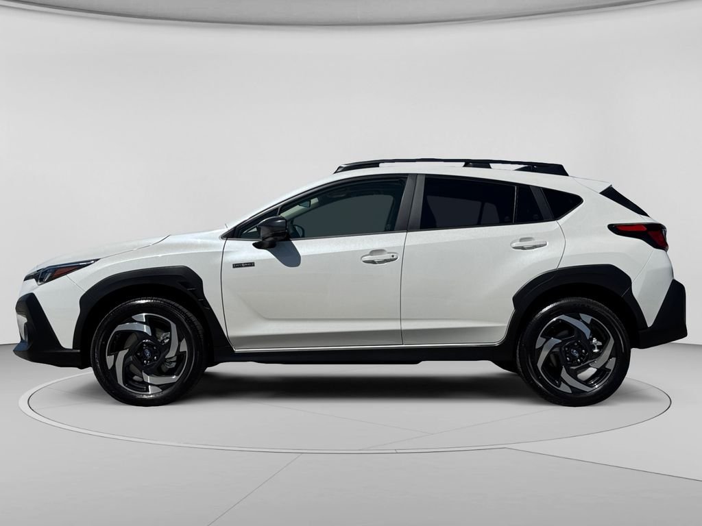 Used 2026 Crystal White Pearl Subaru Limited image 5