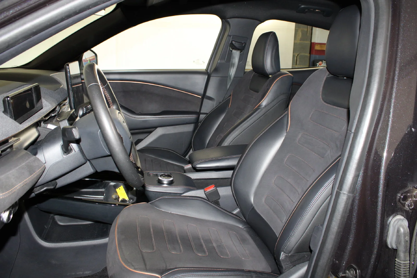 Used 2021 Gray Ford GT image 8