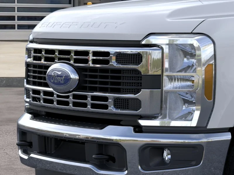 New 2026 Oxford White Ford F-250® XLT image 17