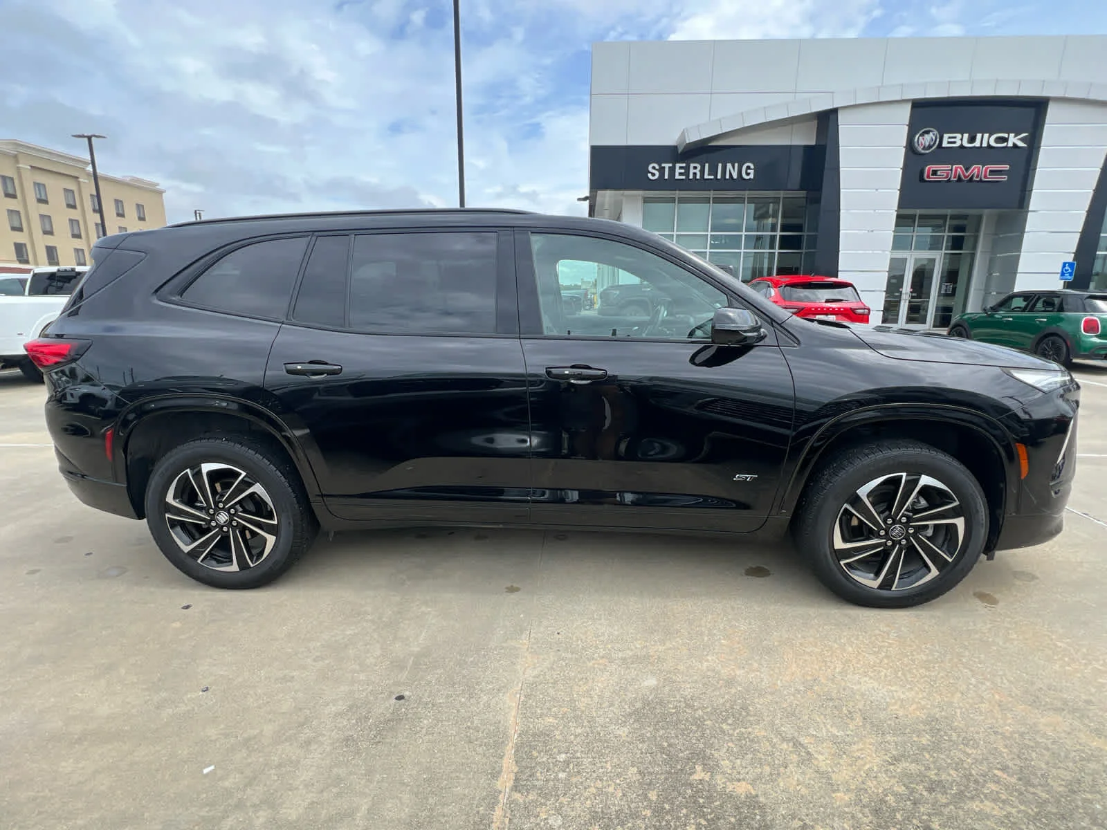 2025 Buick Enclave Sport Touring's photo