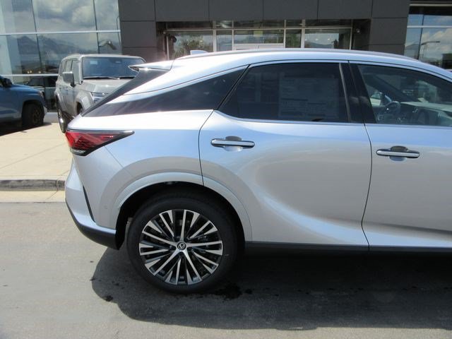 New 2026 Iridium Lexus PREMIUM PLUS image 11