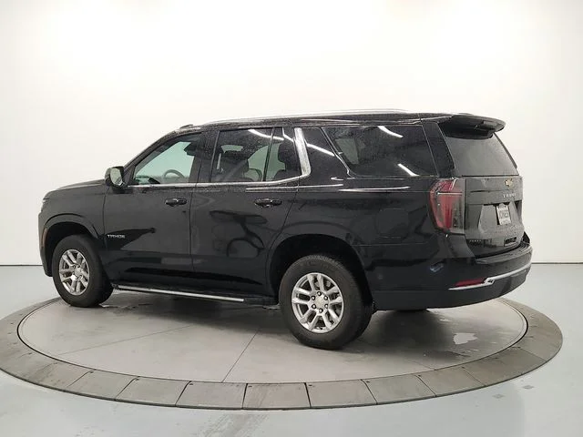 Used 2025 Black Chevrolet LT image 5